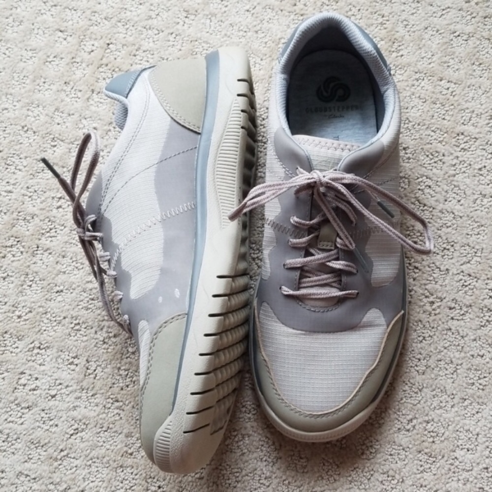 Grey Clark’s shoes